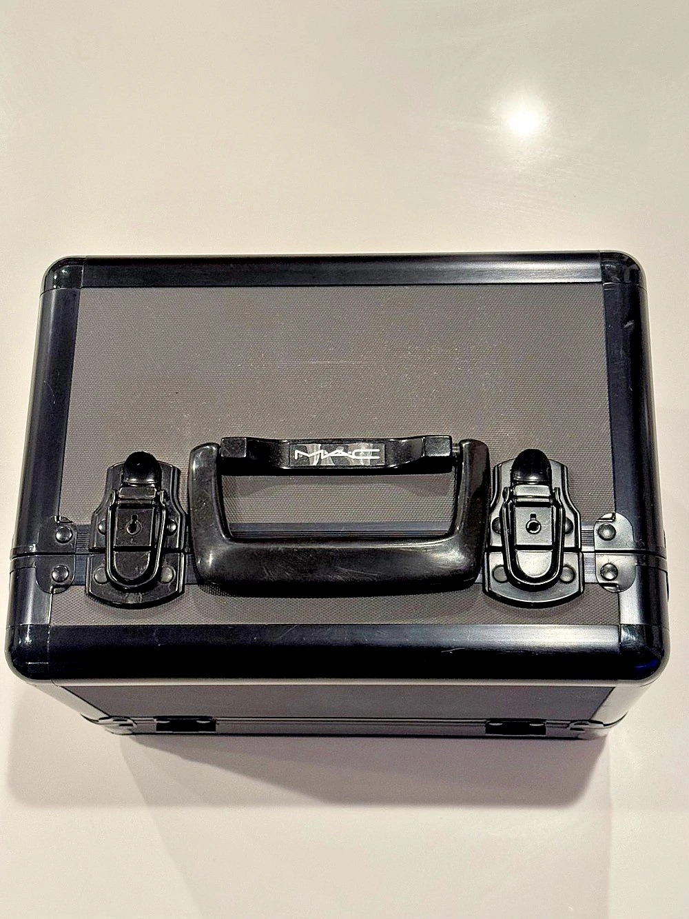 MAC Professional 4-Tier Makeup Artist Train Case in Black
